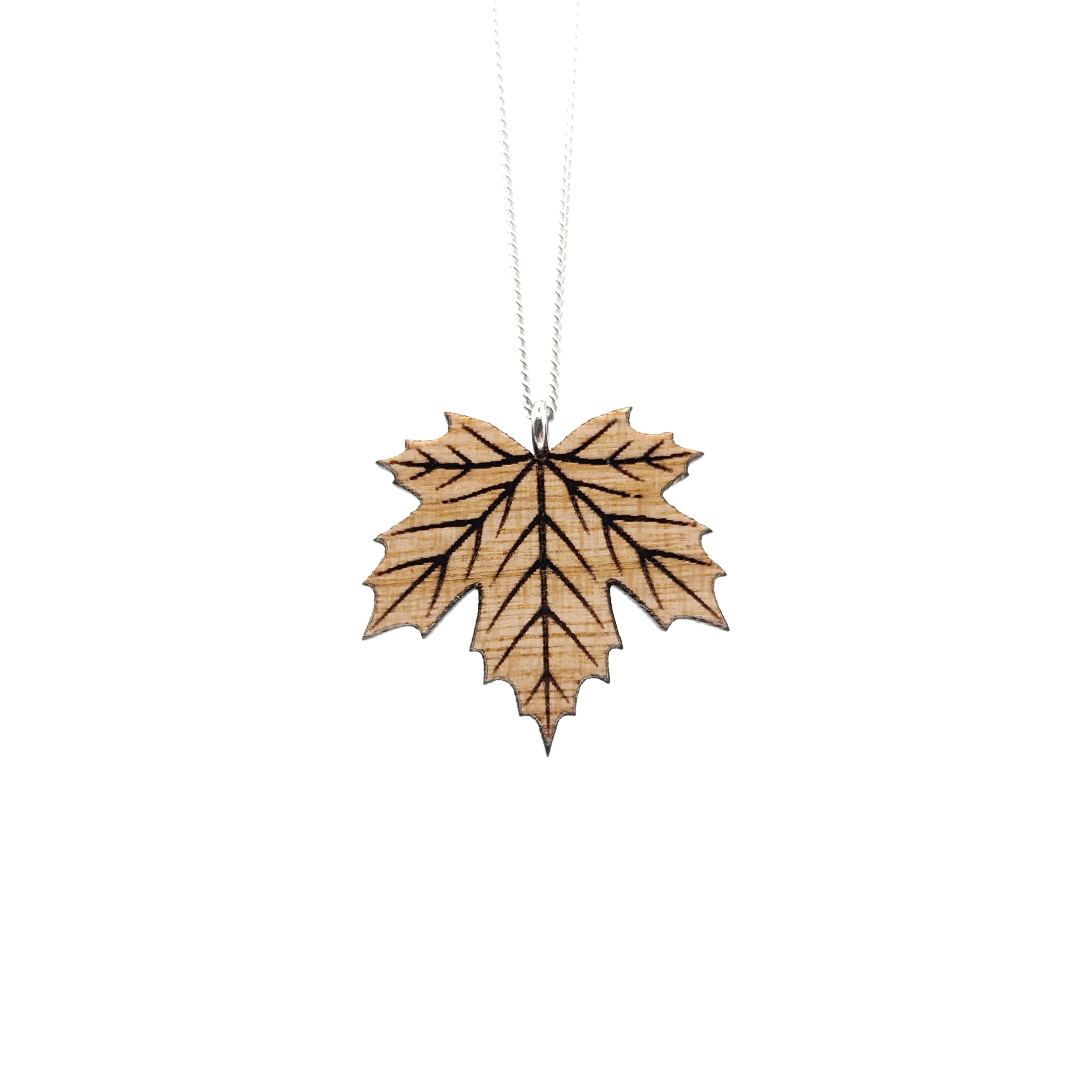 Holz/Edelstahl Halskette "Ahornblatt Zart" Kirschholz